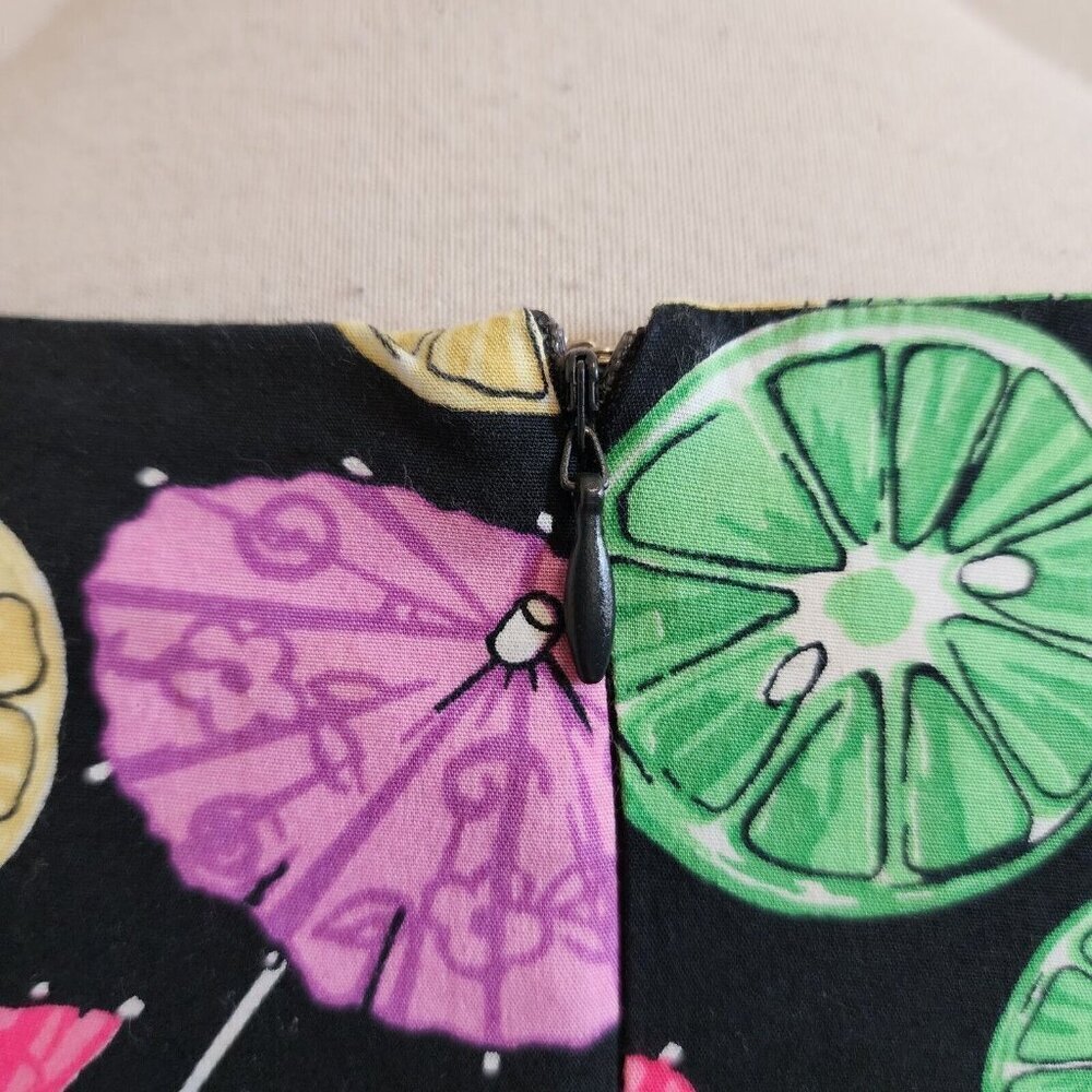 Vintage Requirements Cocktail Umbrella Lemon Lime Novelty Fit Flare Dress 8/S - Picture 6 of 11